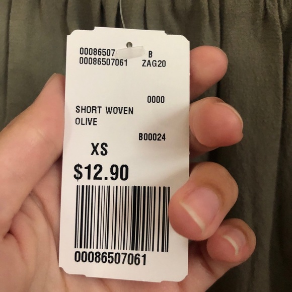 NWT forever 21 olive green shorts - Picture 6 of 6